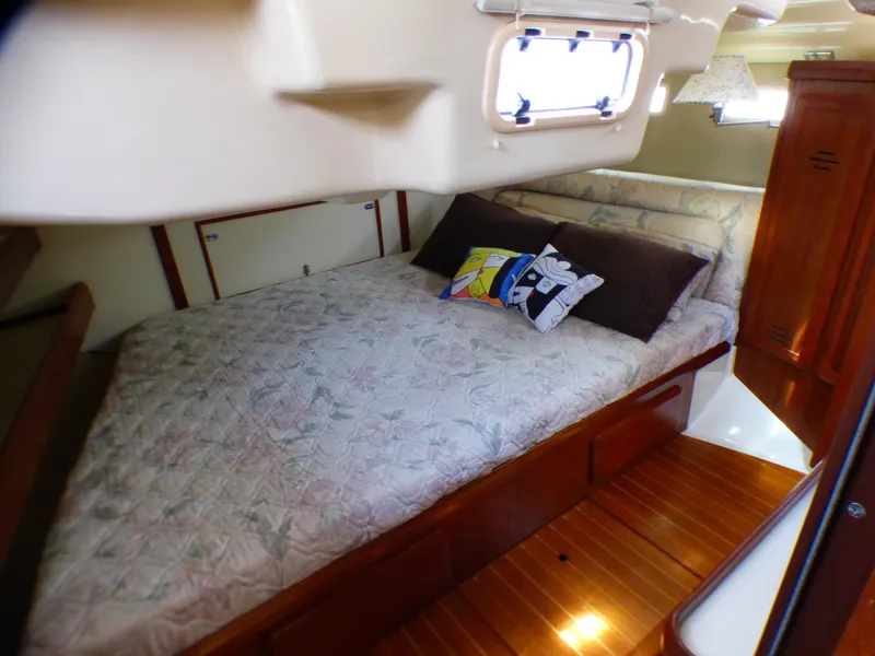 1995 Hunter Legend 40.5