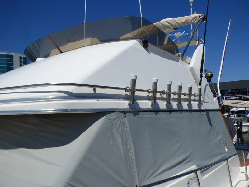 1990 Bayliner 3288 Motoryacht