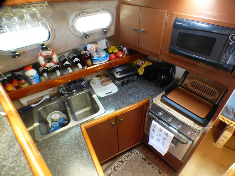 1990 Bayliner 3288 Motoryacht