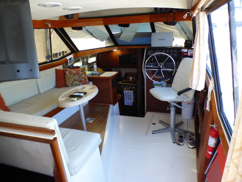 1990 Bayliner 3288 Motoryacht