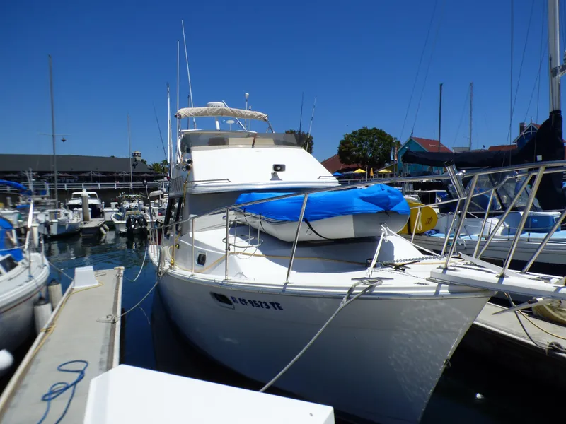 1990 Bayliner 3288 Motoryacht