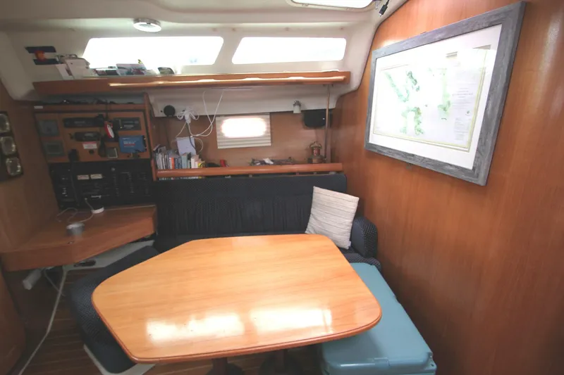 2003 Catalina 350