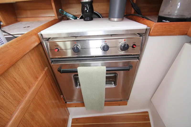 2003 Catalina 350