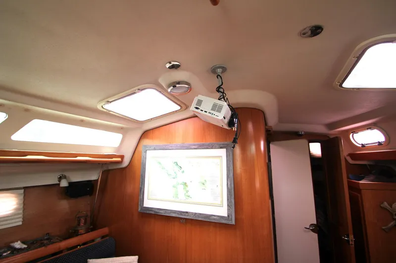 2003 Catalina 350