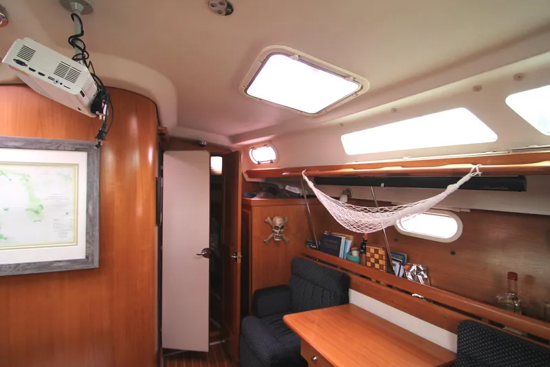 2003 Catalina 350