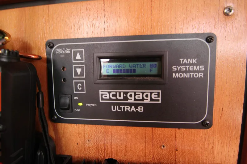 2003 Catalina 350