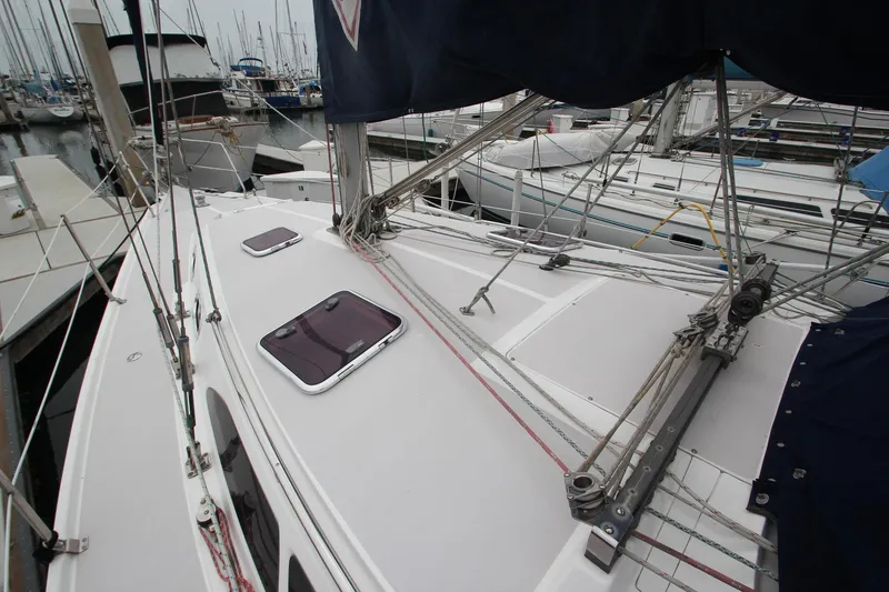 2003 Catalina 350