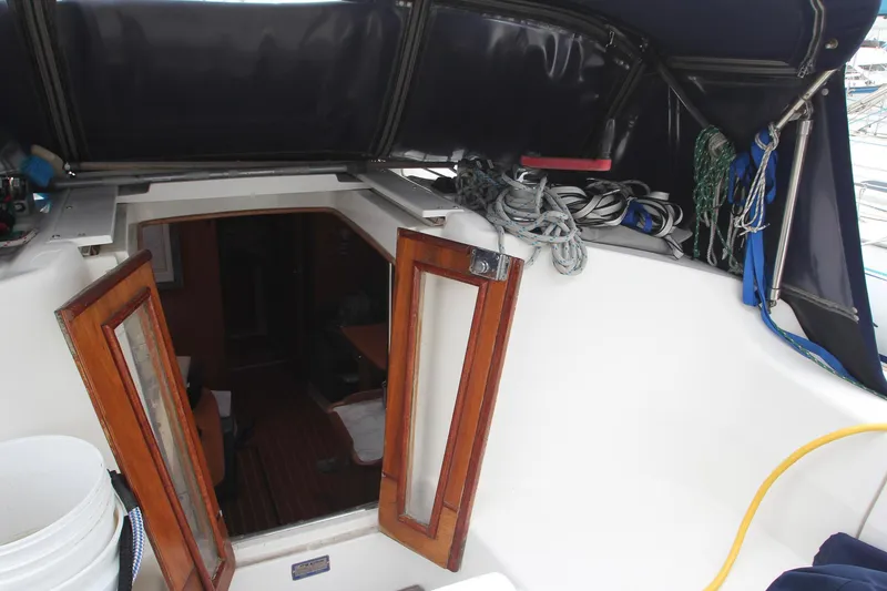 2003 Catalina 350