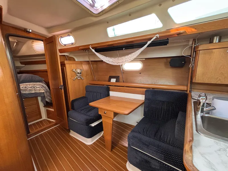2003 Catalina 350