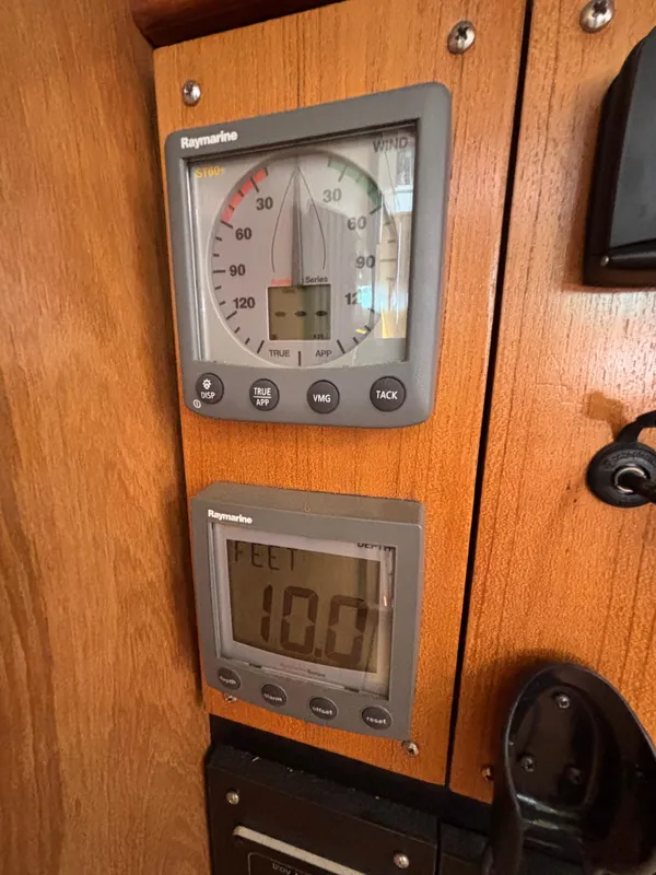 2003 Catalina 350