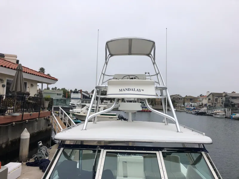 1991 Tiara Yachts 3300 Open