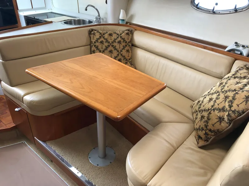 1991 Tiara Yachts 3300 Open