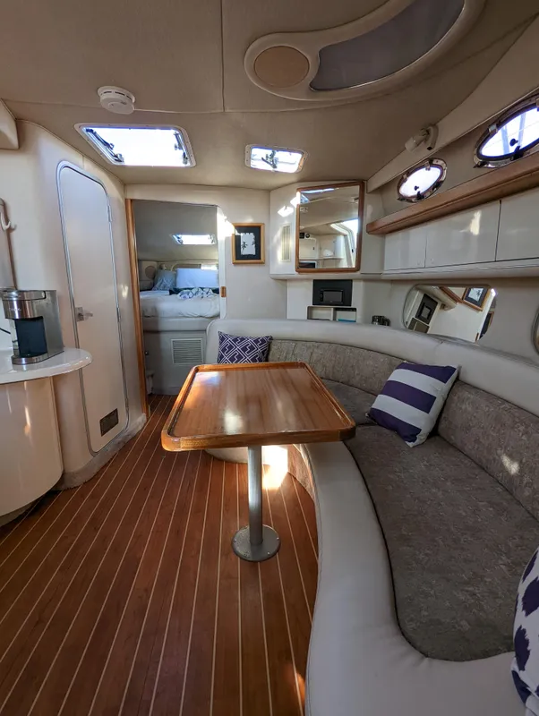 1996 Sea Ray Sundancer 37 ft.