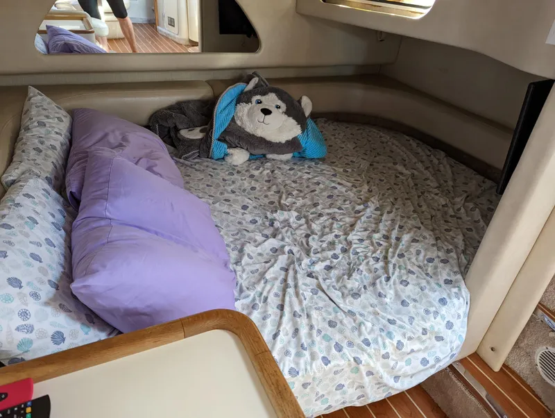 1996 Sea Ray Sundancer 37 ft.