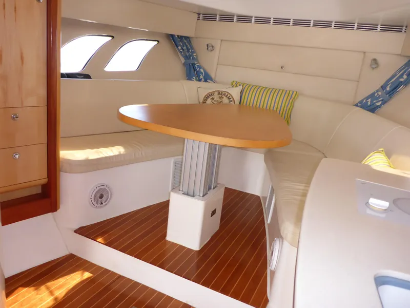 Dinette 3