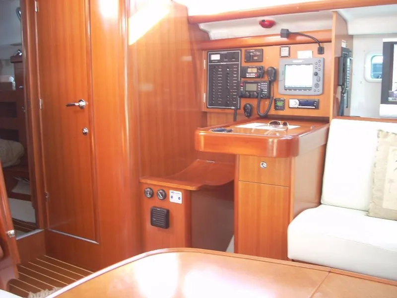 2006 Beneteau 423