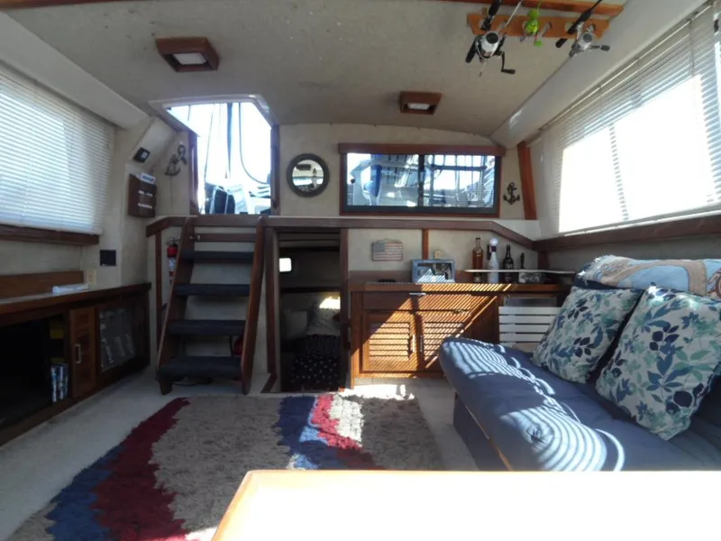 1983 Silverton Motoryacht