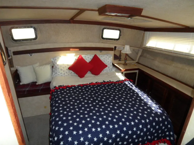 1983 Silverton Motoryacht