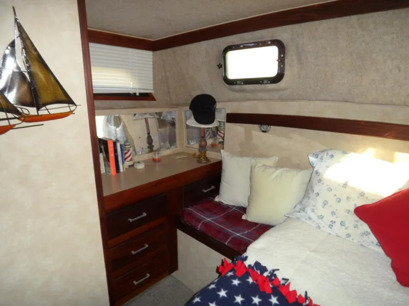 1983 Silverton Motoryacht