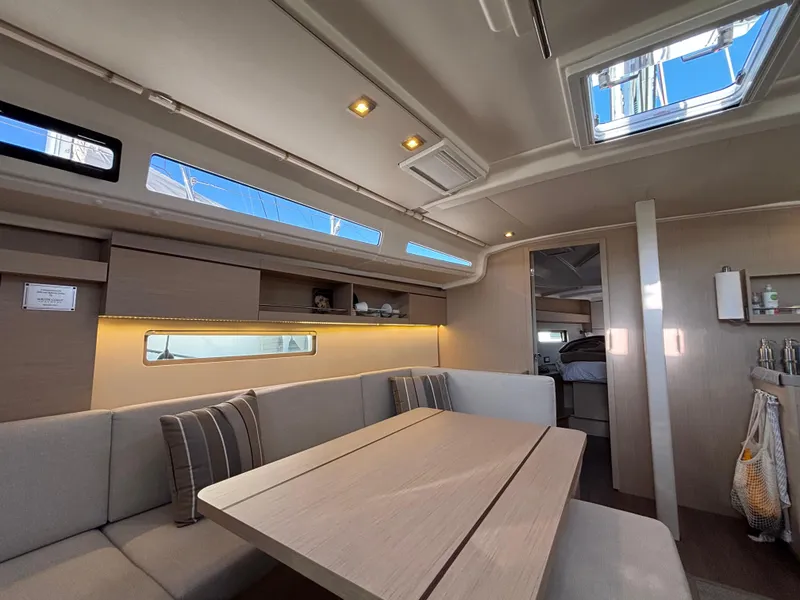2022 Beneteau Oceanis 40.1