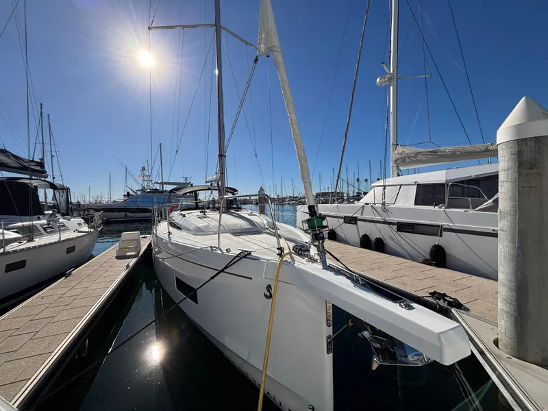2022 Beneteau Oceanis 40.1