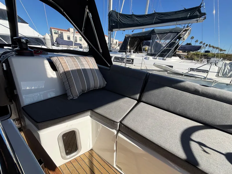 2022 Beneteau Oceanis 40.1