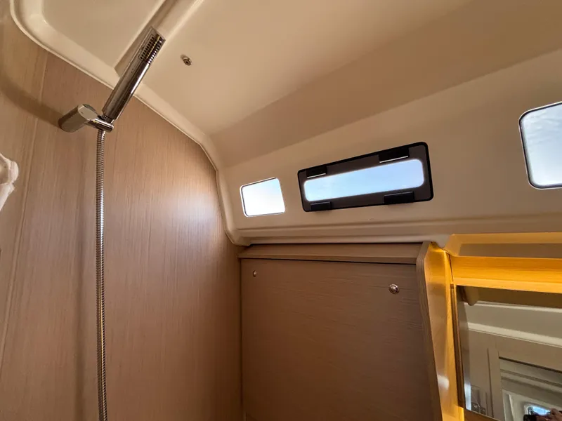 2022 Beneteau Oceanis 40.1