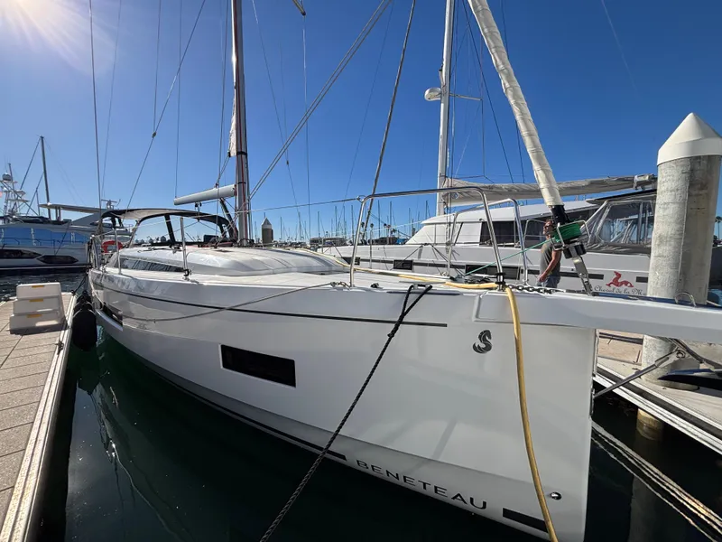 2022 Beneteau Oceanis 40.1