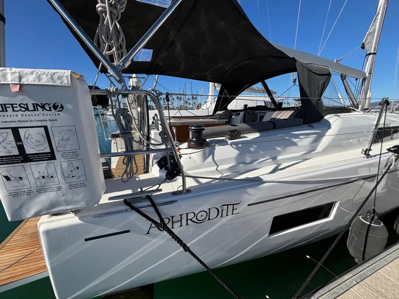 2022 Beneteau Oceanis 40.1