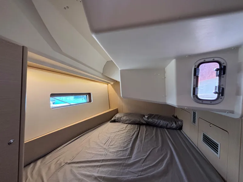 2022 Beneteau Oceanis 40.1