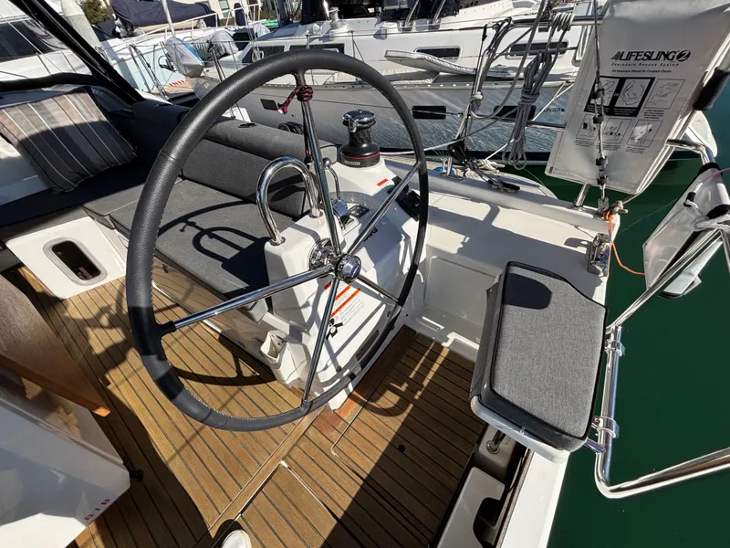2022 Beneteau Oceanis 40.1