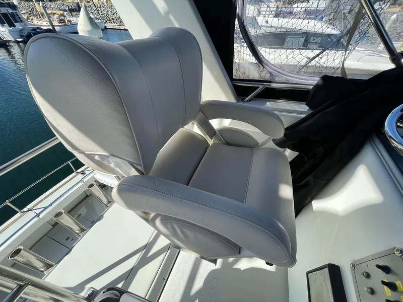 1990 Sport-Craft 36 Flybridge