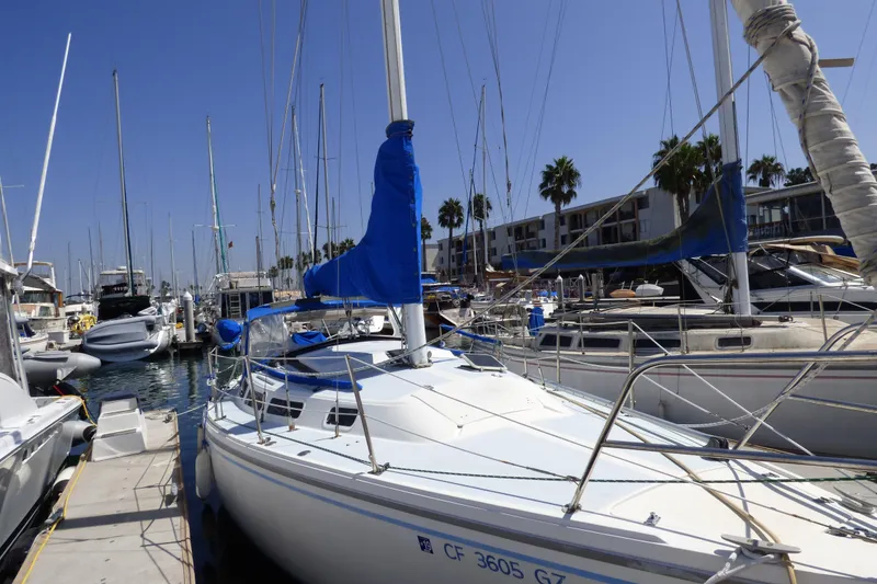 1982 Catalina 30