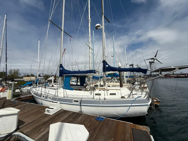 1982 Morgan Out Island 41