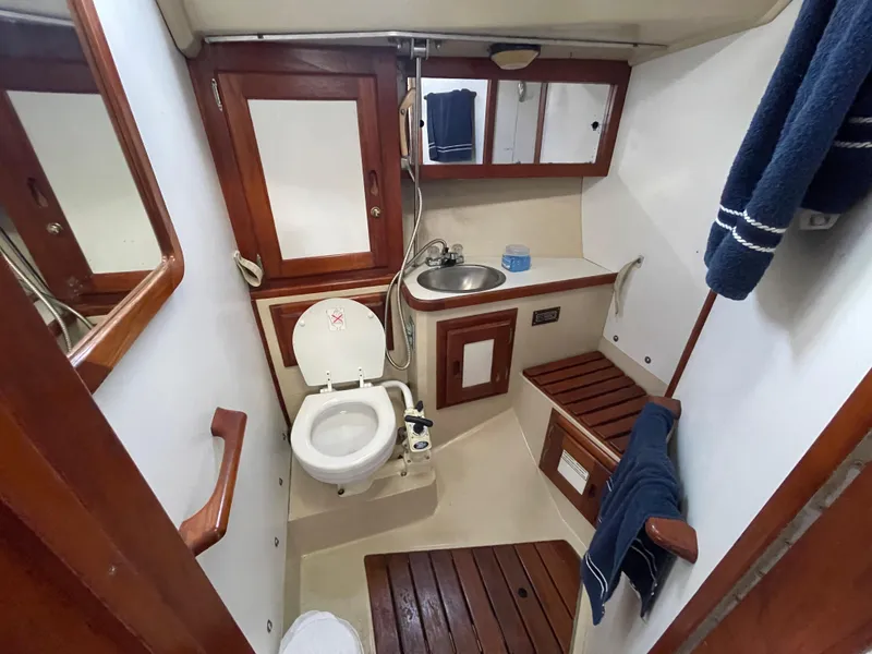 1984 Catalina 36