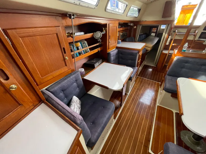 1984 Catalina 36
