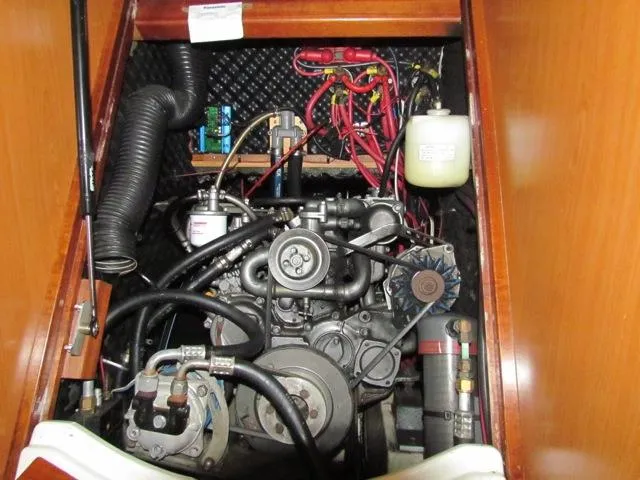 Yanmar 56 hp Diesel, FWC