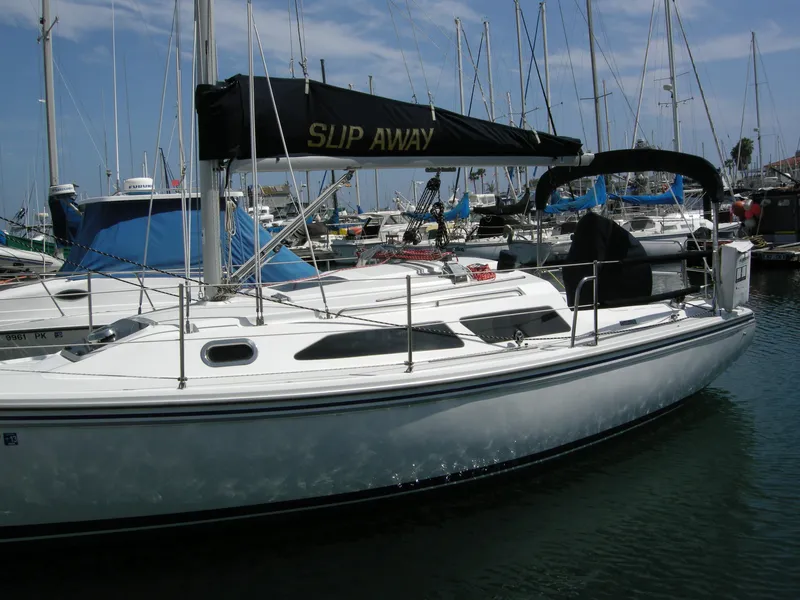 2005 Catalina 270