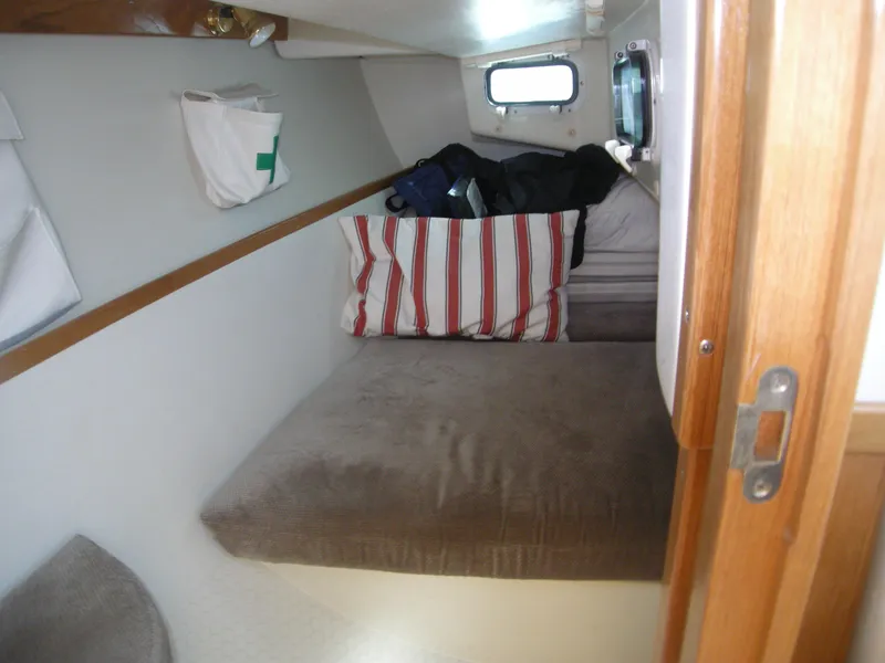 Aft berth