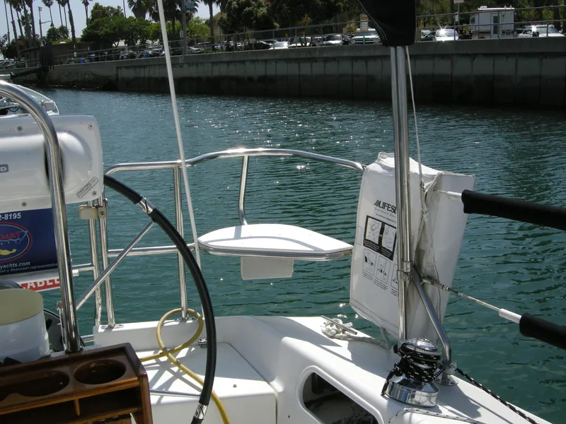 Stern seat