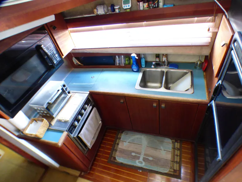 1989 Bayliner 3888 Motoryacht