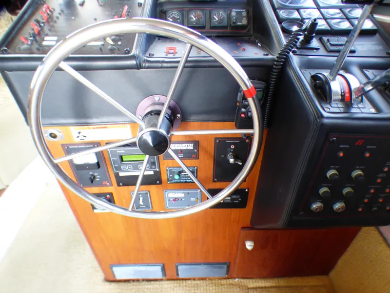 1989 Bayliner 3888 Motoryacht