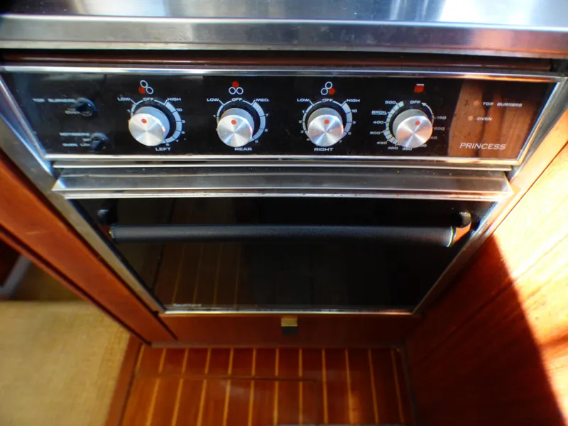 1989 Bayliner 3888 Motoryacht