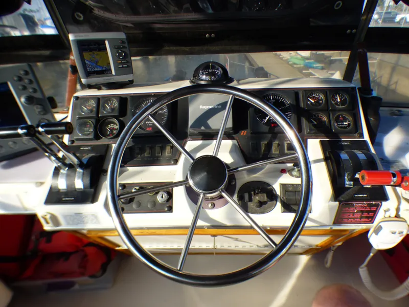 1989 Bayliner 3888 Motoryacht