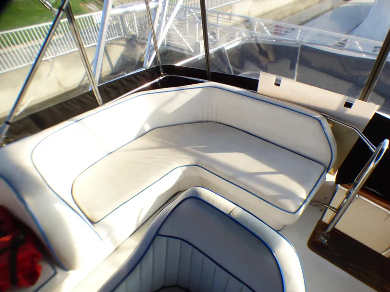1989 Bayliner 3888 Motoryacht