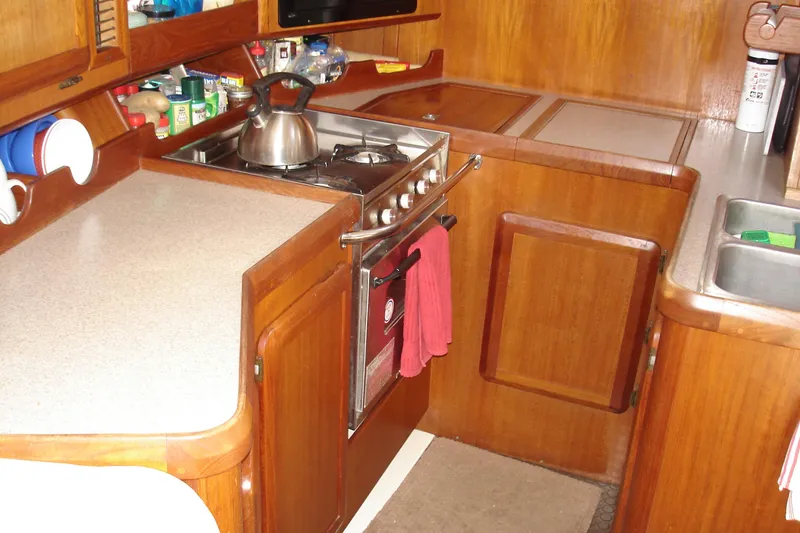 Full Galley aft main saloon