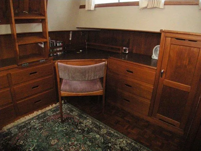 Desk Master/Storage