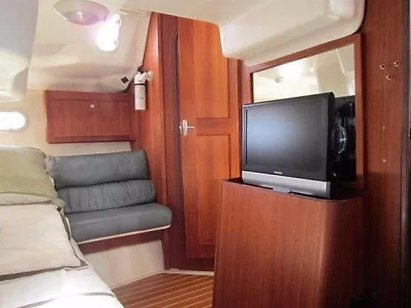 1998 Hunter 410