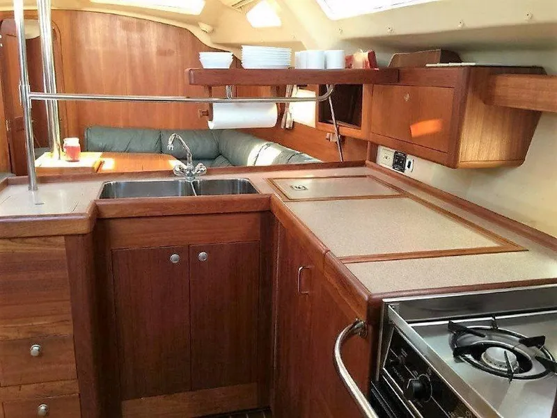 1998 Hunter 410