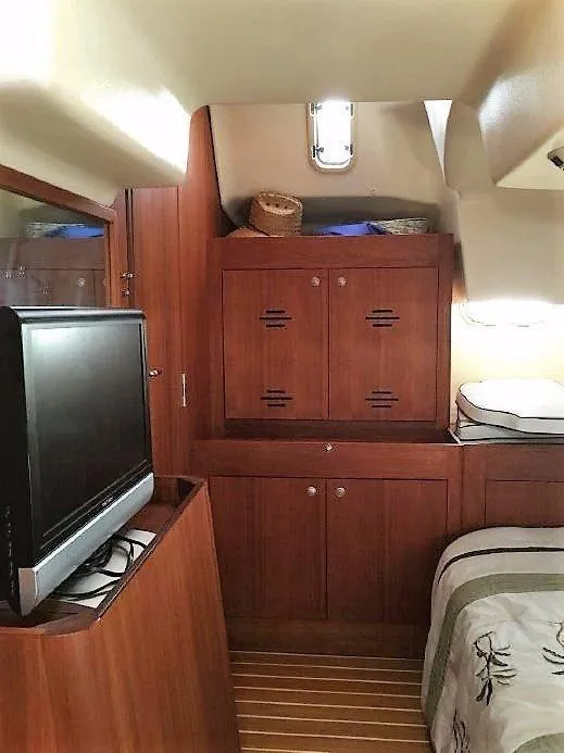 1998 Hunter 410